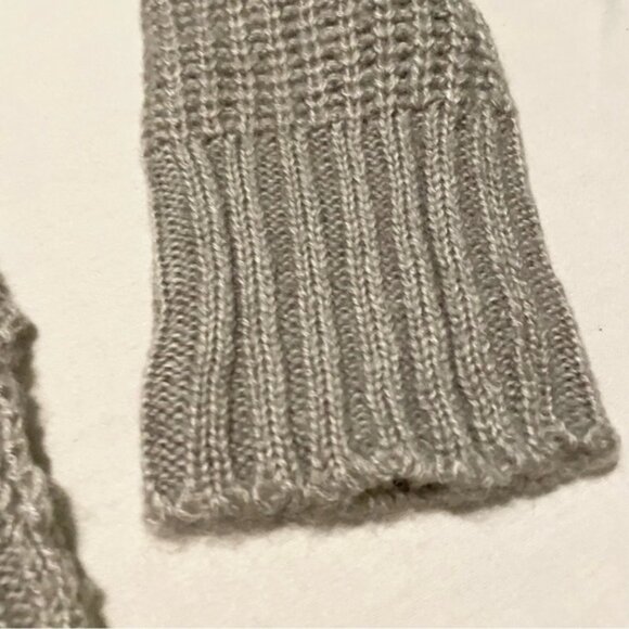 Ex-Girlfriend Womens Long Sleeve Sweater Cut Out Shoulders Size XL - Picture 7 of 16